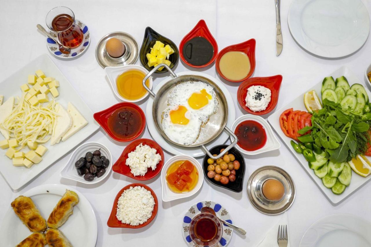 Teos Ormanci Tatil Koyu Hotel Seferihisar Kültér fotó