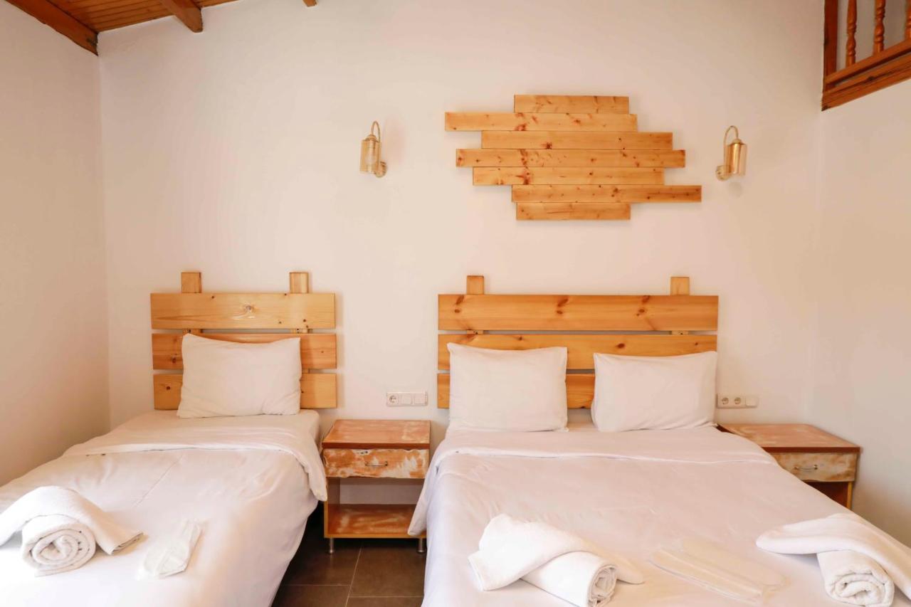 Teos Ormanci Tatil Koyu Hotel Seferihisar Kültér fotó