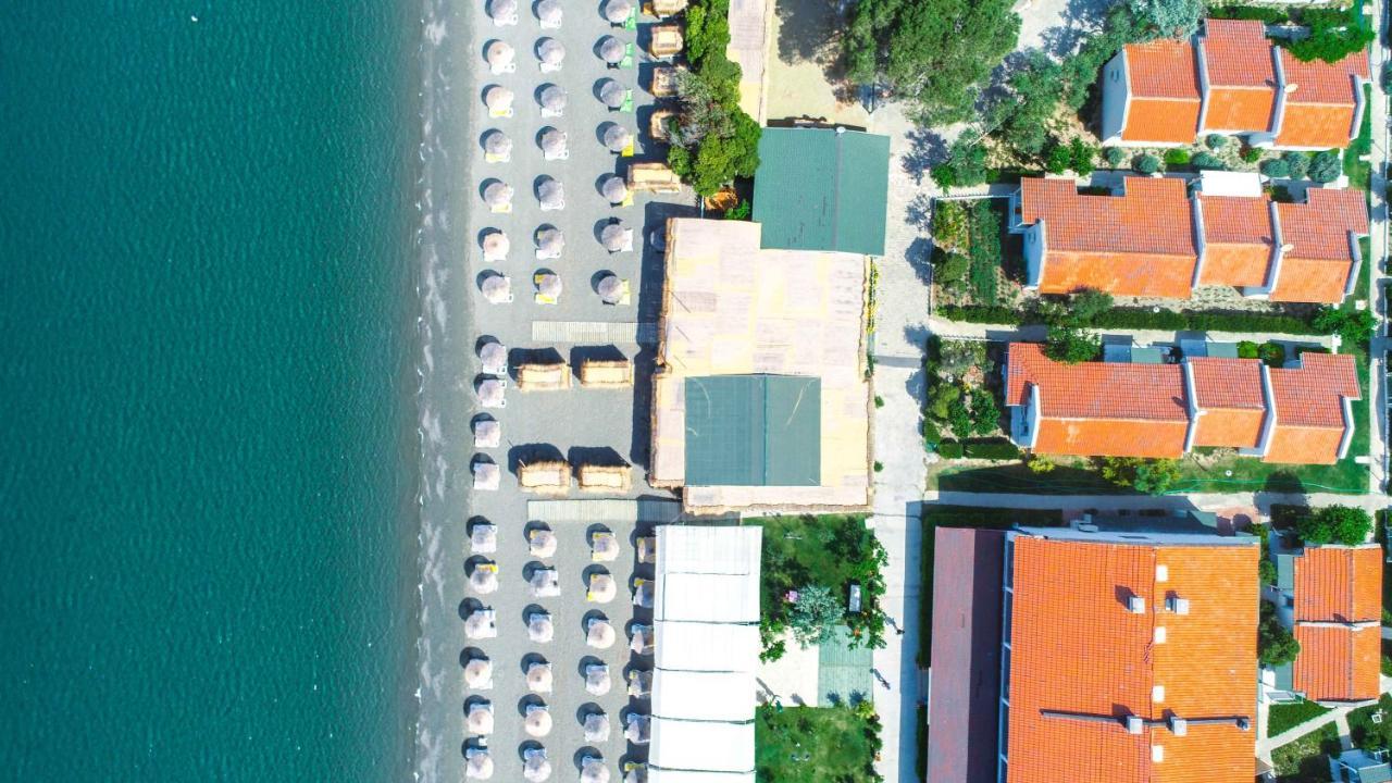 Teos Ormanci Tatil Koyu Hotel Seferihisar Kültér fotó