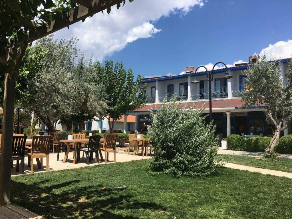 Teos Ormanci Tatil Koyu Hotel Seferihisar Kültér fotó