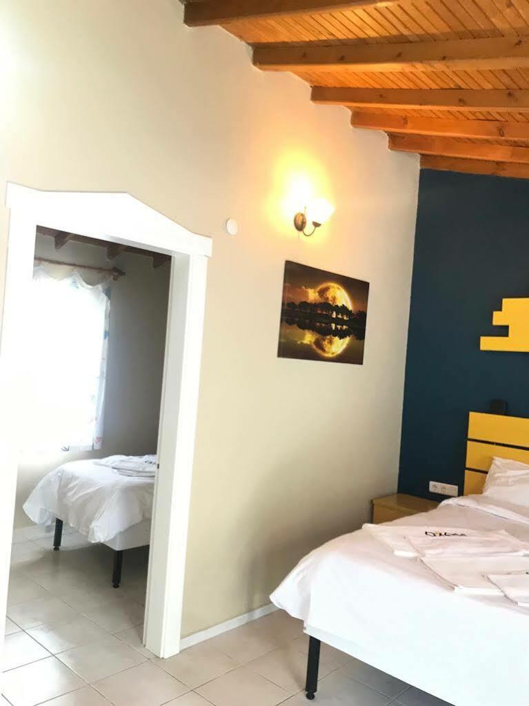 Teos Ormanci Tatil Koyu Hotel Seferihisar Kültér fotó